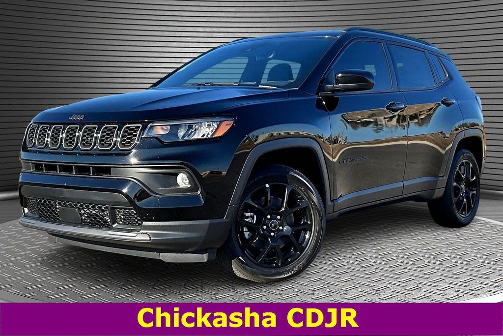 Diamond Black Crystal Pearlcoat 2026 Jeep Compass Latitude 4WD SUV / Crossover Four-Wheel Drive 8-Speed Automatic