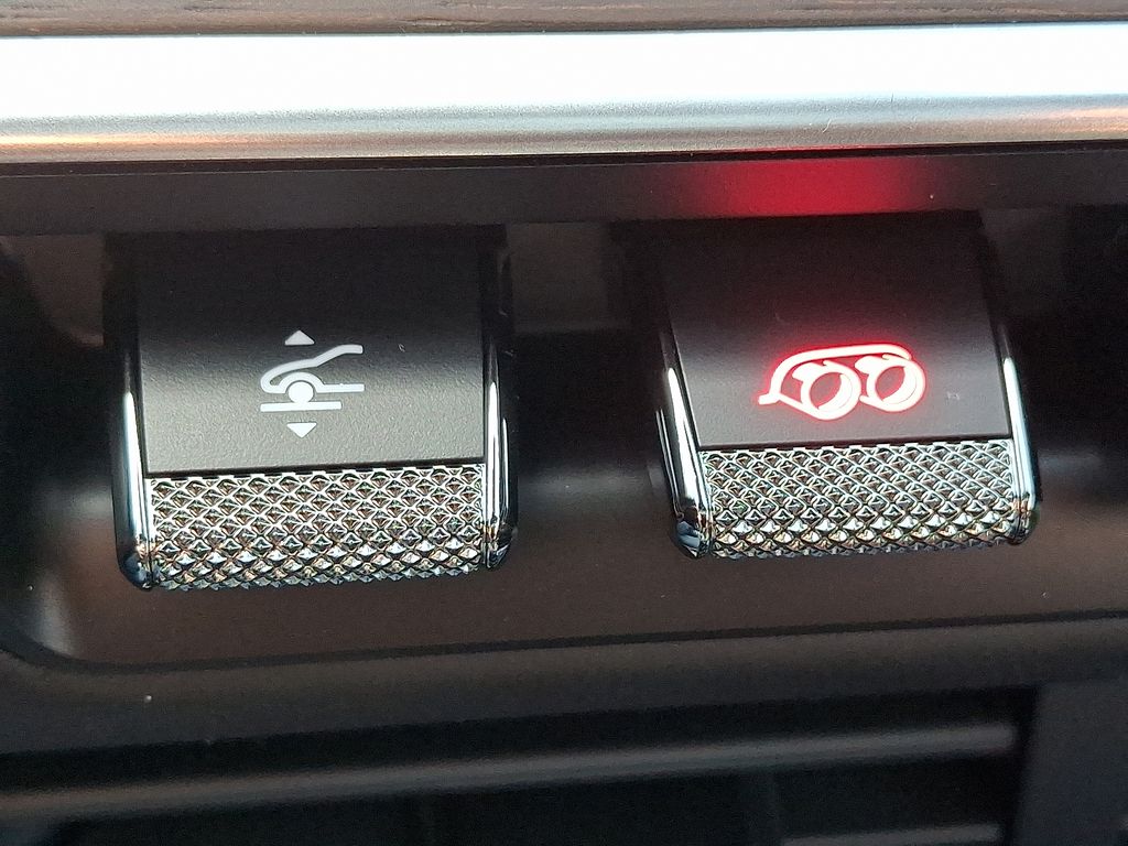 Thumbnail: 2026 Porsche 911 - 20