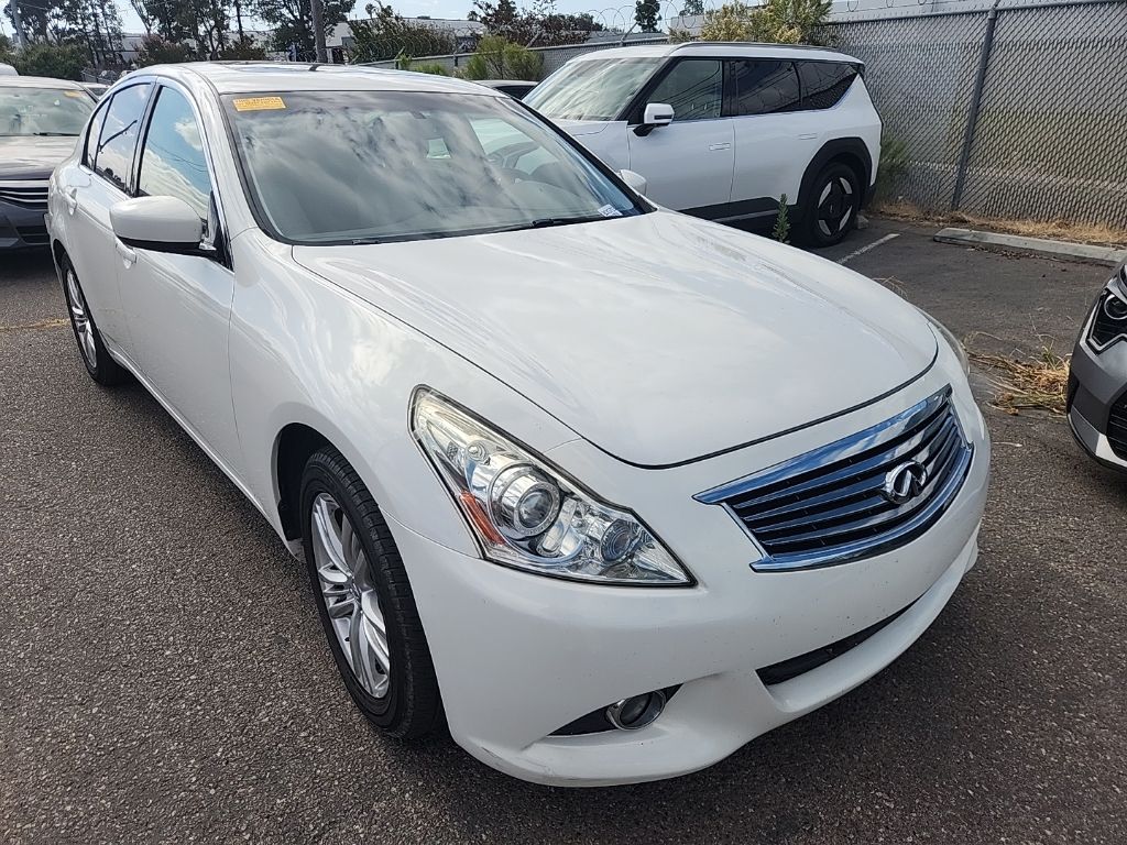 Moonlight White 2011 INFINITI G37 Sedan Rear-Wheel Drive 7-Speed Automatic