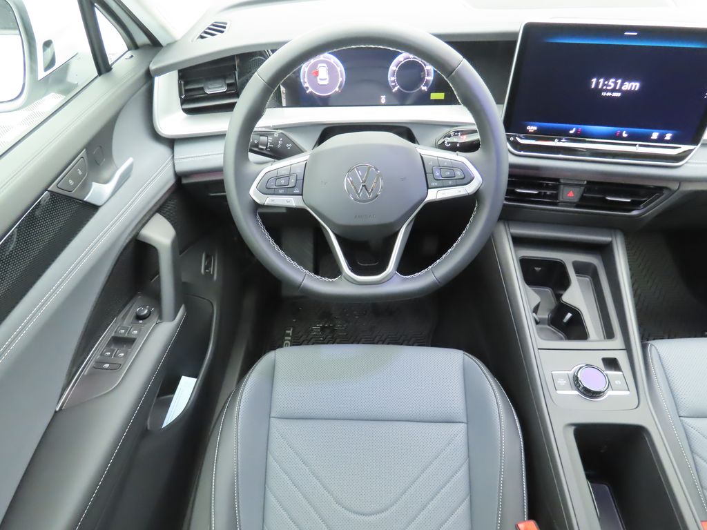 Thumbnail: 2026 Volkswagen Tiguan - 10