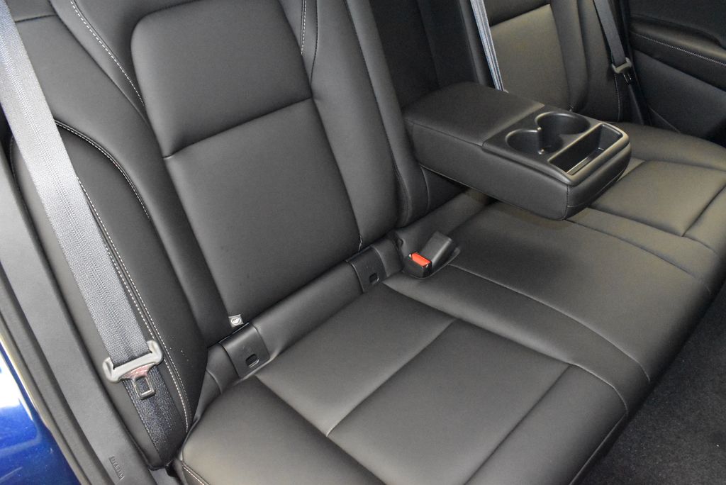 2025 Nissan Murano SV 32
