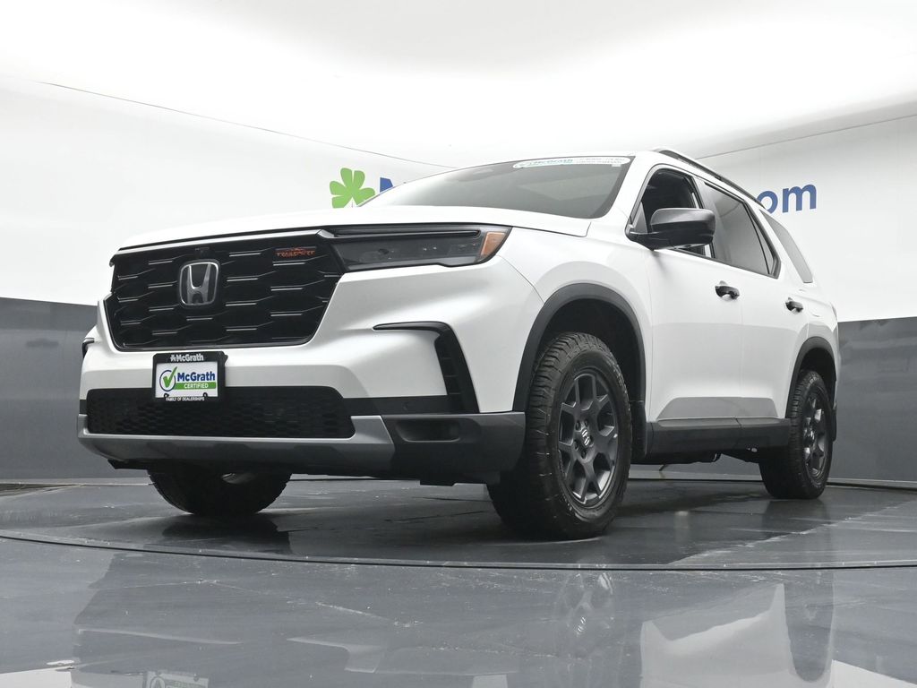 Certified Used 2025 White Honda TrailSport image 6