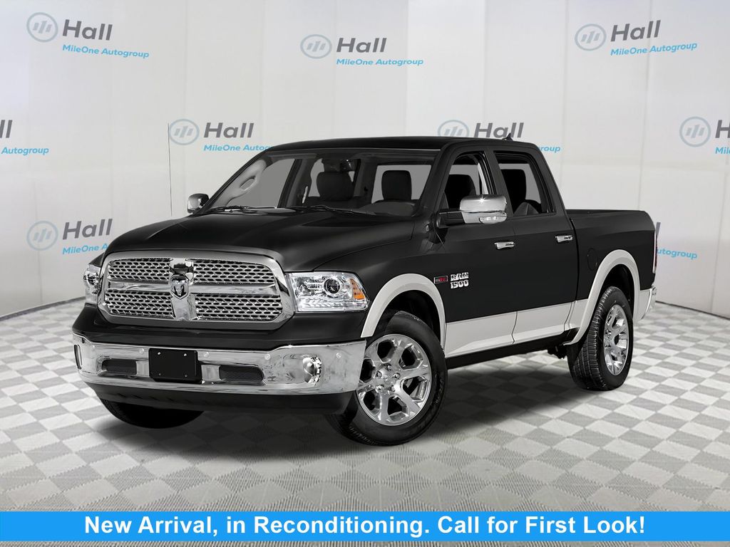 2016 RAM 1500 Laramie Crew Cab 4WD
