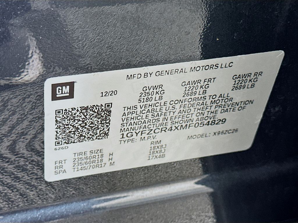 Thumbnail: 2021 Cadillac XT4 - 32