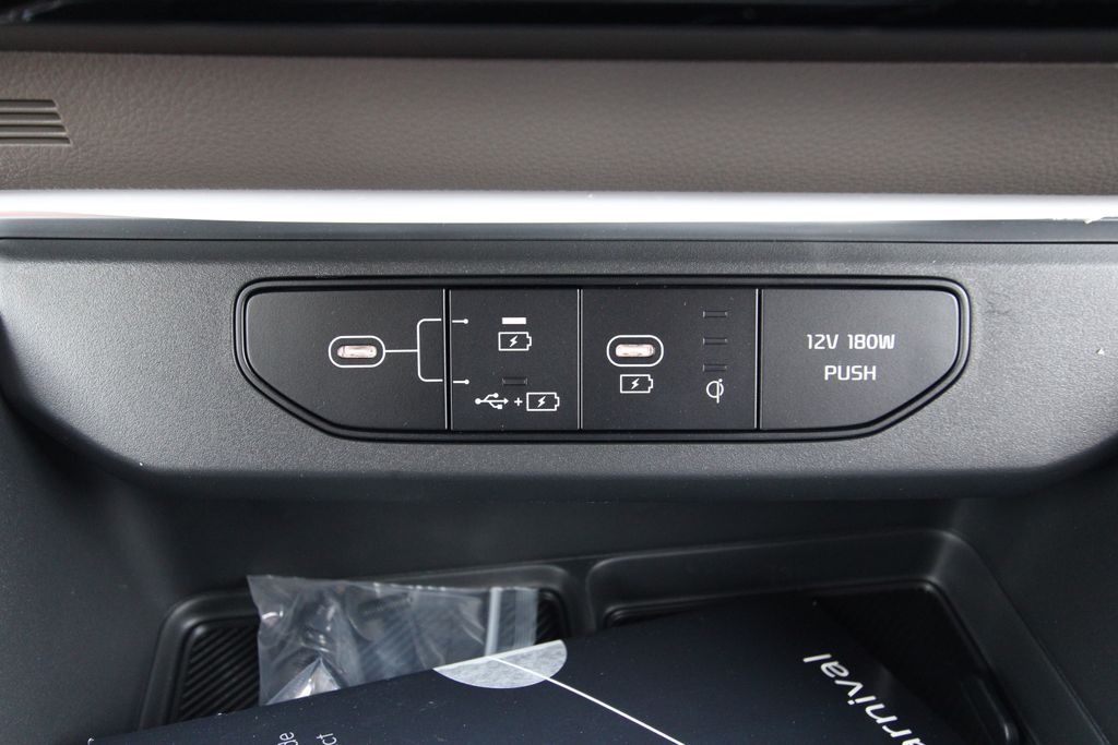 New 2027 Kia Carnival MPV Van