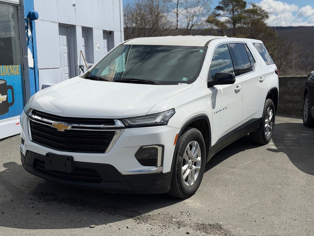 2022 Chevrolet Traverse LS AWD