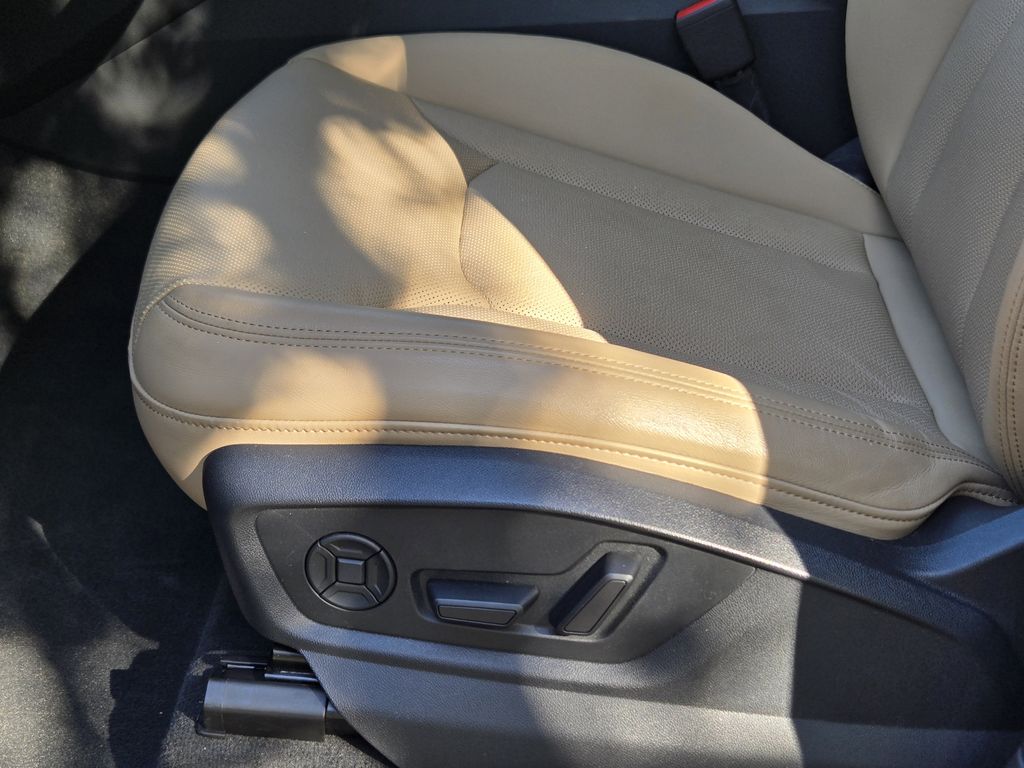 used 2023 Audi Q7 car, priced at $43,482