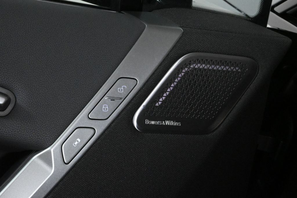 Thumbnail: 2026 BMW iX - 27