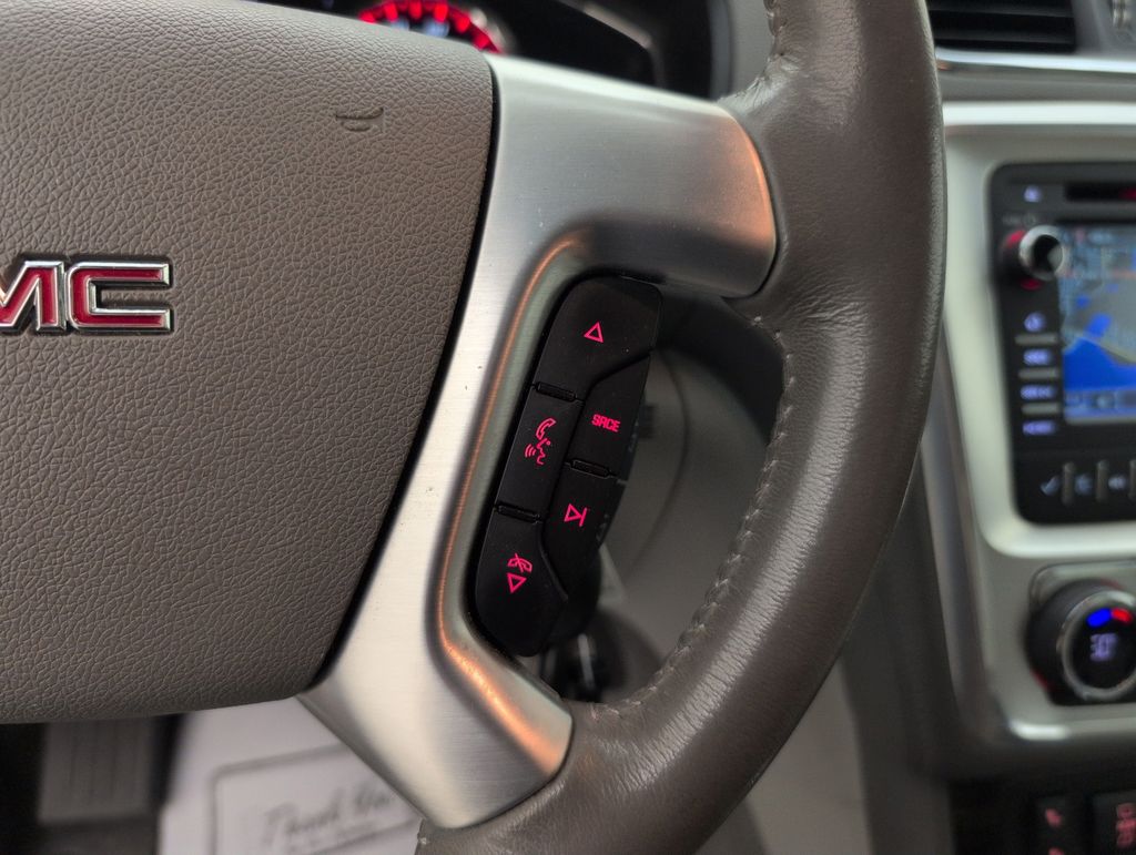 Used 2015 White GMC SLT-1 image 38