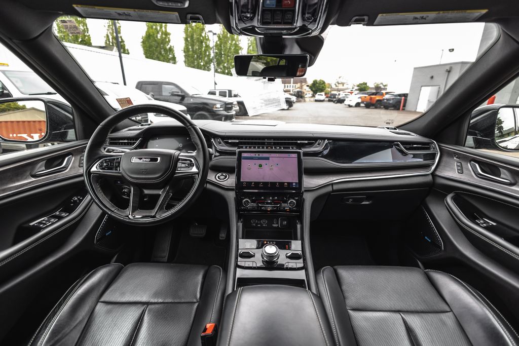 2022 Jeep Grand Cherokee 4xe Overland 4xe thumbnail 23