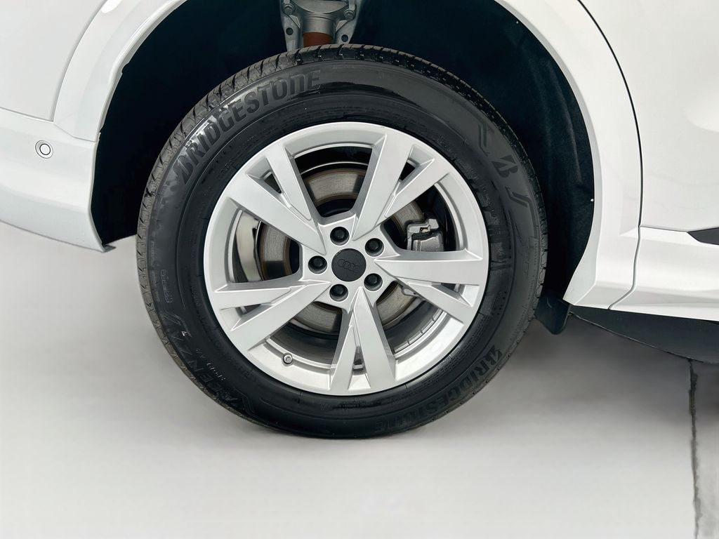 Thumbnail: 2026 Audi Q5 - 32