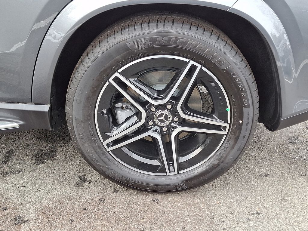 Thumbnail: 2026 Mercedes-Benz GLE - 5