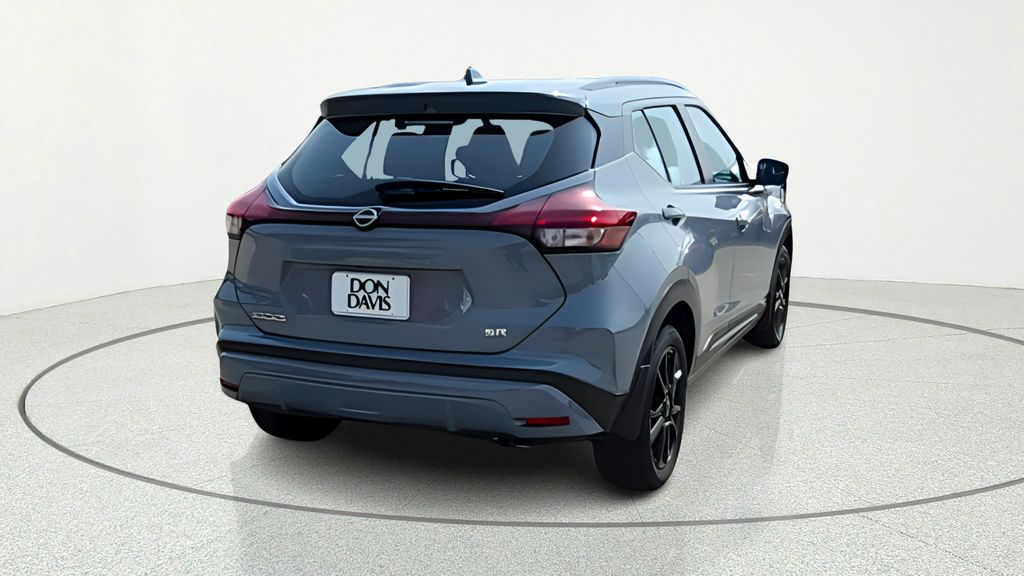 2024 Nissan Kicks
