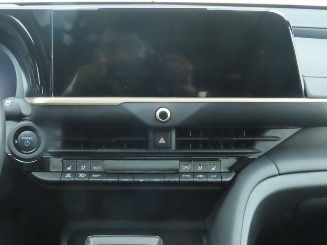 Thumbnail: 2025 Toyota Crown Signia - 14