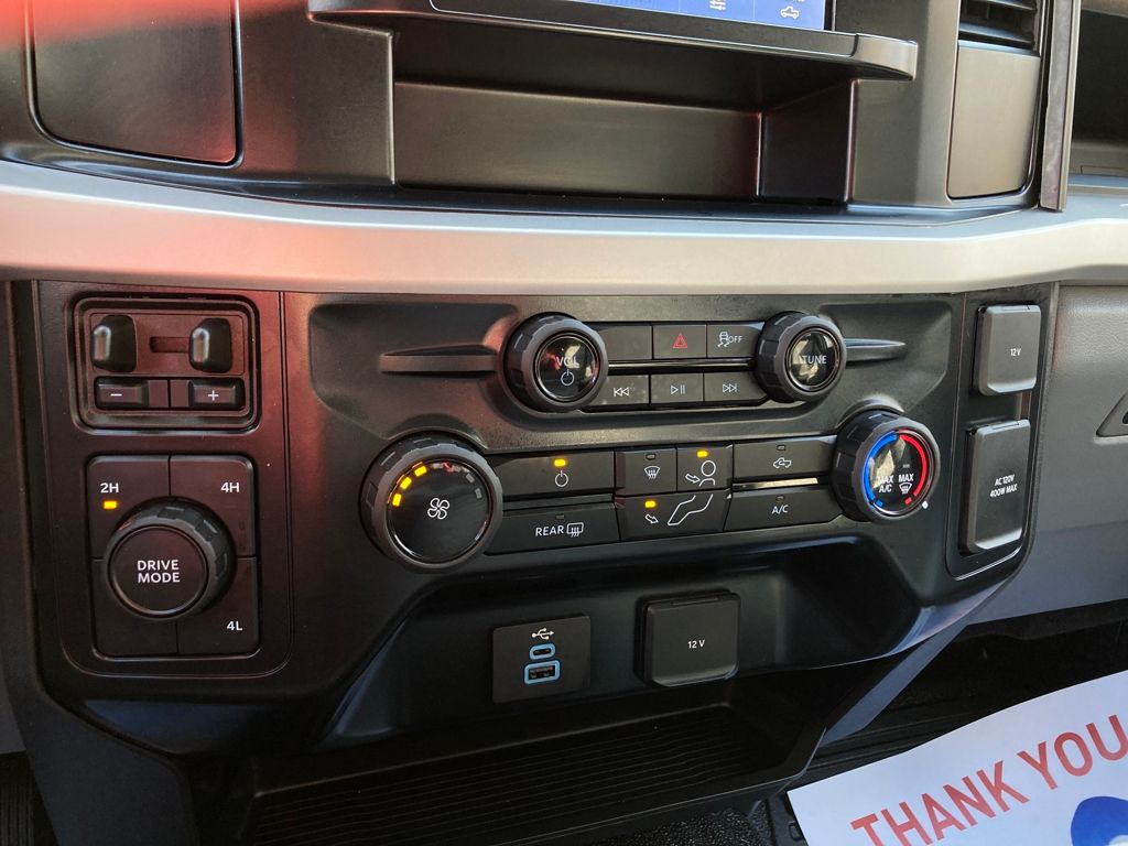 2025 Ford F-550 Chassis XL