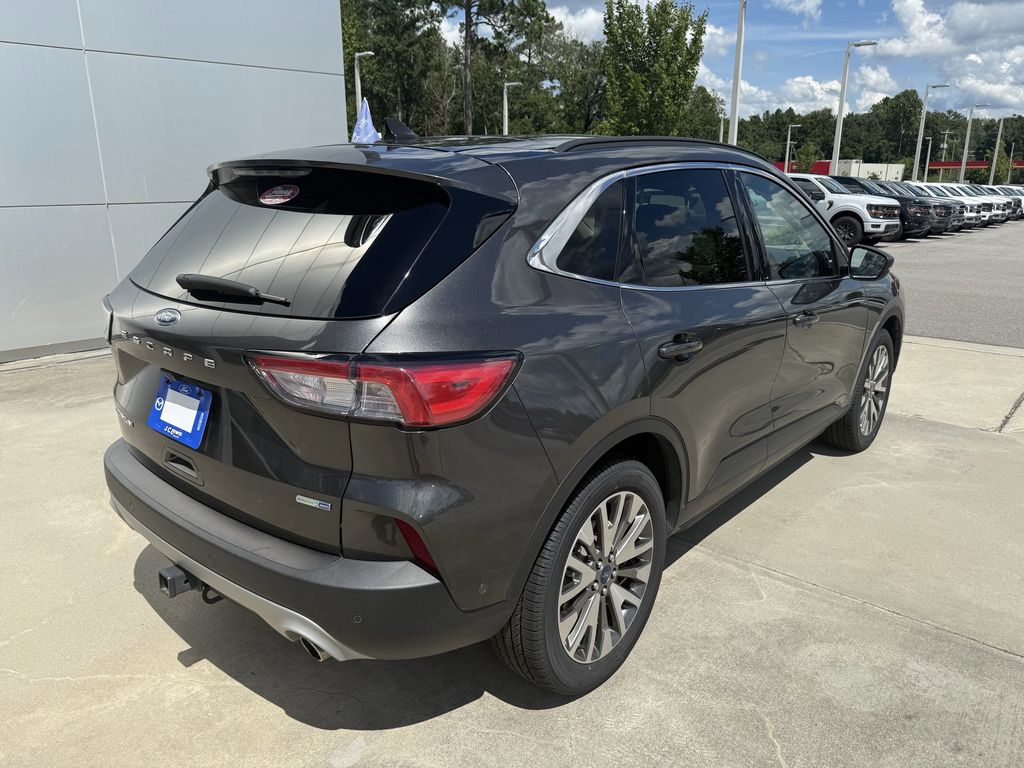 2020 Ford Escape Titanium