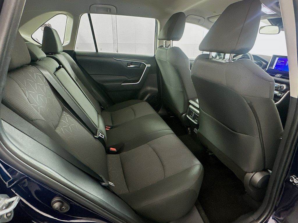 Thumbnail: 2024 Toyota RAV4 - 27