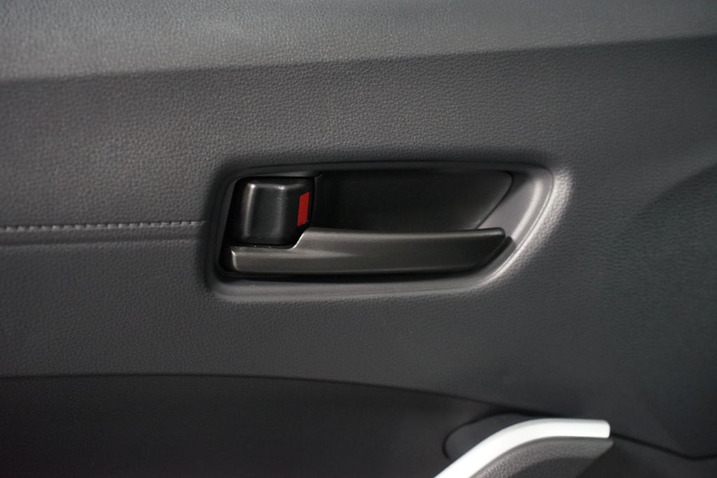 Thumbnail: 2026 Toyota Corolla Cross - 31