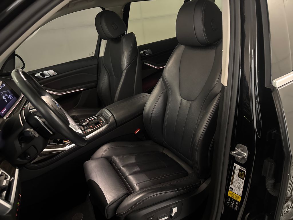 Certified Used 2020 Black BMW xDrive40i image 19