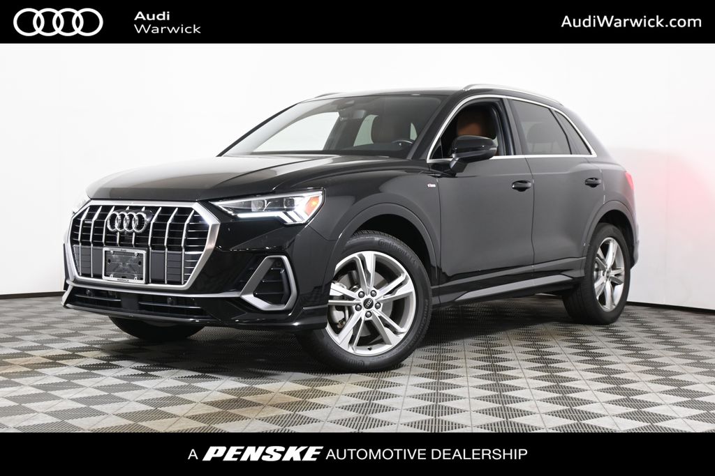 Mythos Black Metallic 2024 Audi Q3 quattro Premium Plus S Line 45 TFSI SUV / Crossover All-Wheel Drive 8-Speed Automatic
