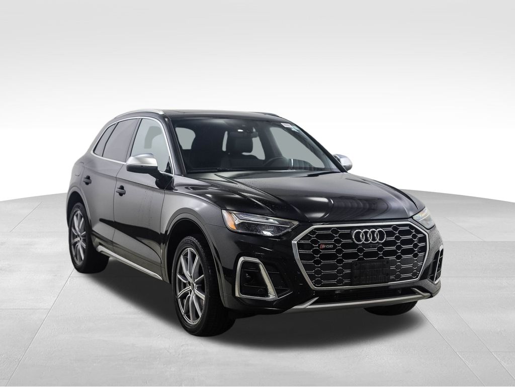 Thumbnail: 2022 Audi SQ5 - 7