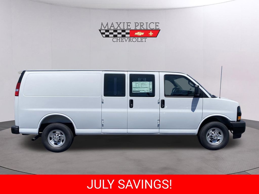 New 2026 Chevrolet Express 2500 Van