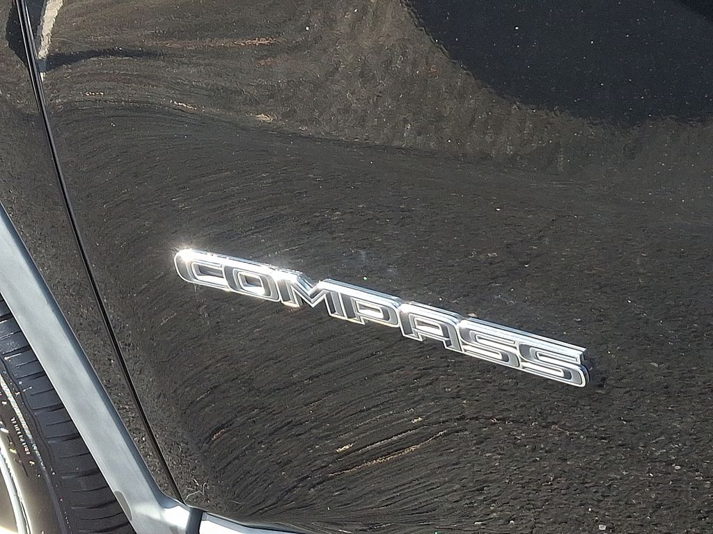 Thumbnail: 2019 Jeep Compass - 30