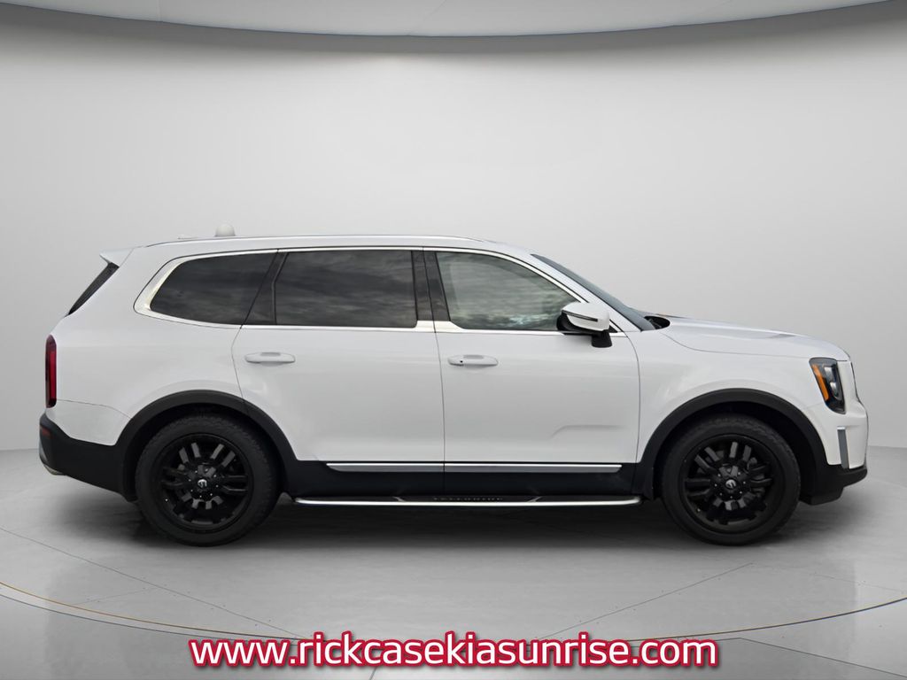 2022 Kia Telluride - $22,811