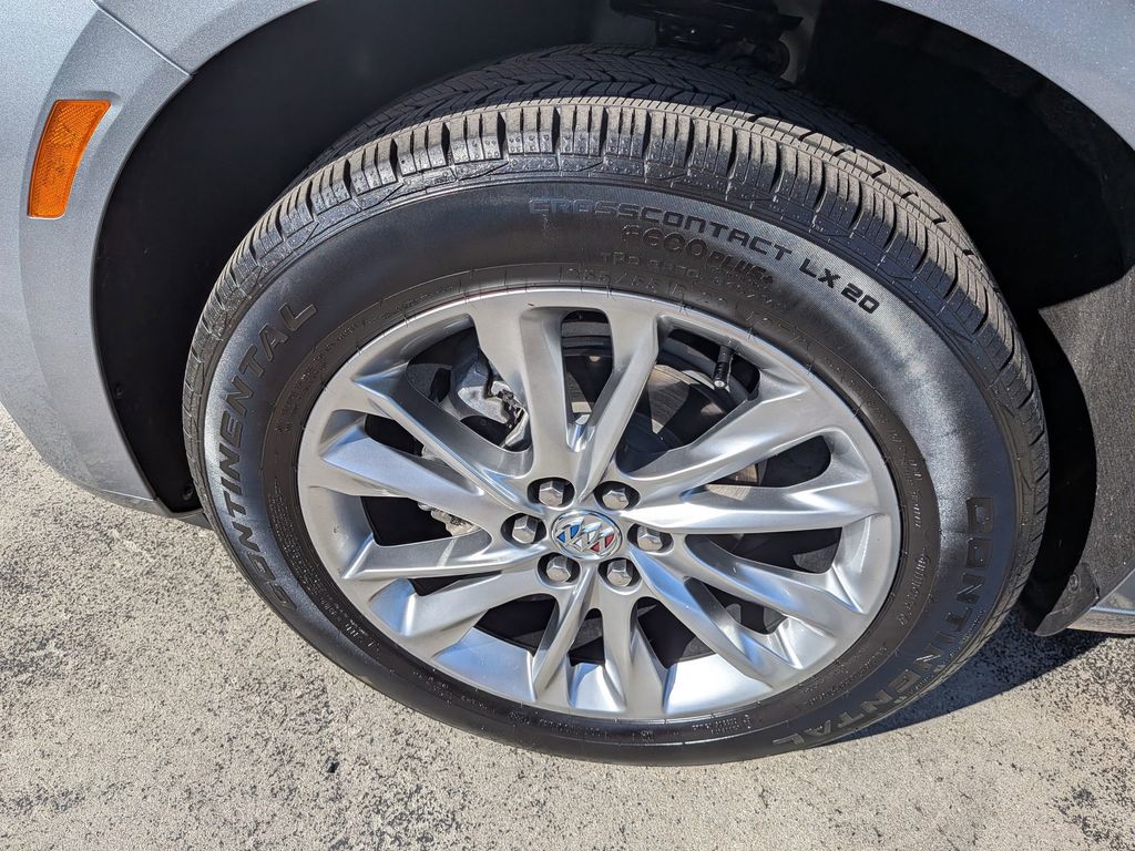 View vehicle photo 6