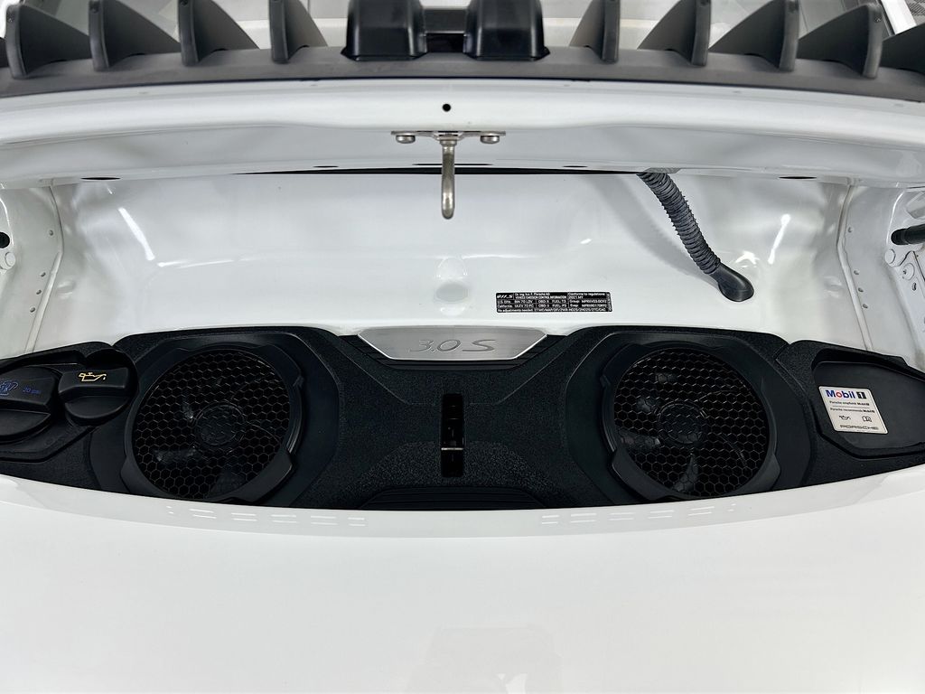 Thumbnail: 2021 Porsche 911 - 28