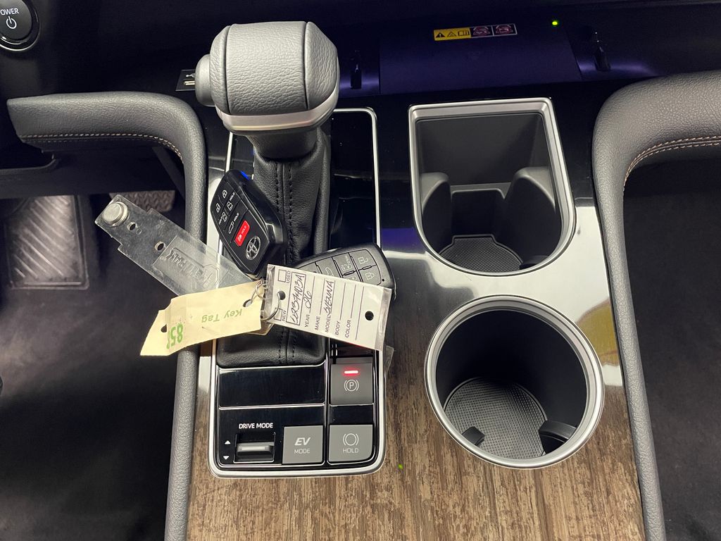 Thumbnail: 2026 Toyota Sienna - 28