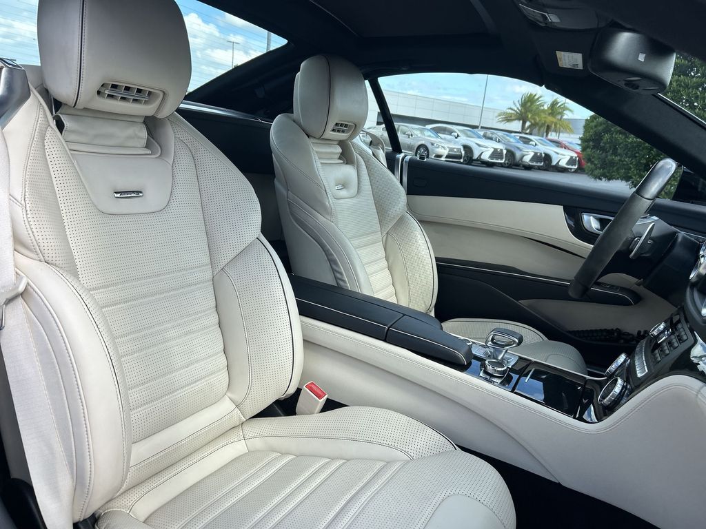 Thumbnail: 2015 Mercedes-Benz SL-Class - 16