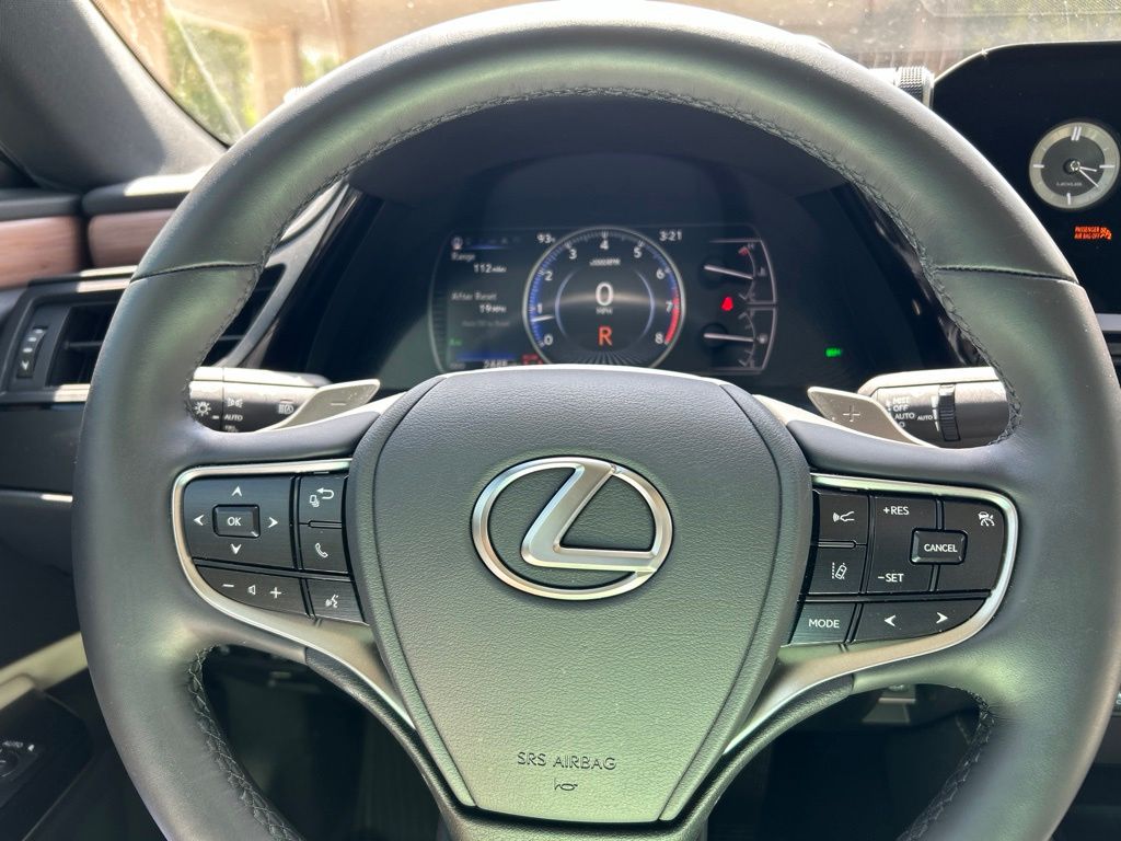 Certified Used 2025 Beige Lexus 350 image 21