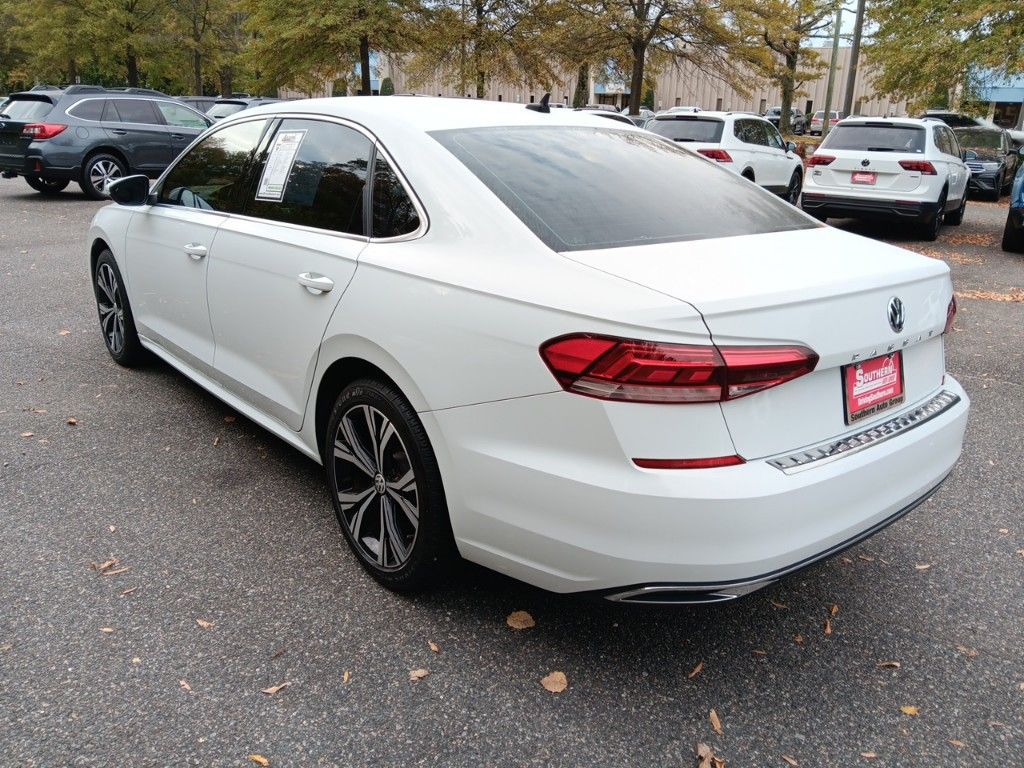 2021 Volkswagen Passat 2.0T SE 3