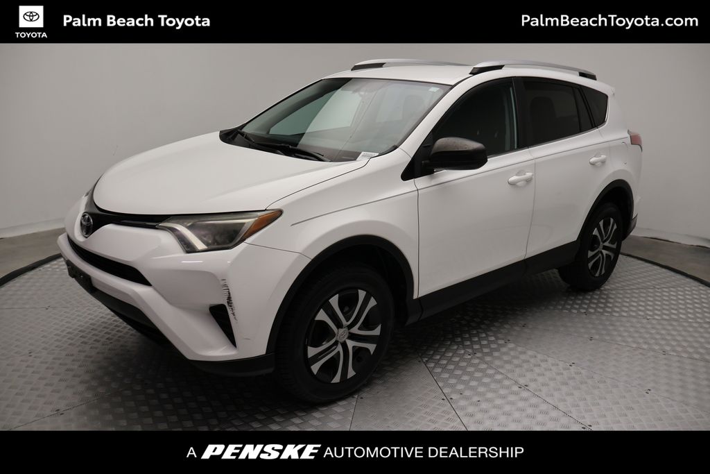 Thumbnail: 2016 Toyota RAV4 - 1