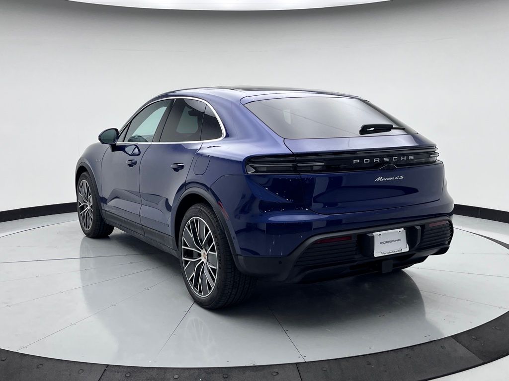 Thumbnail: 2025 Porsche Macan - 3