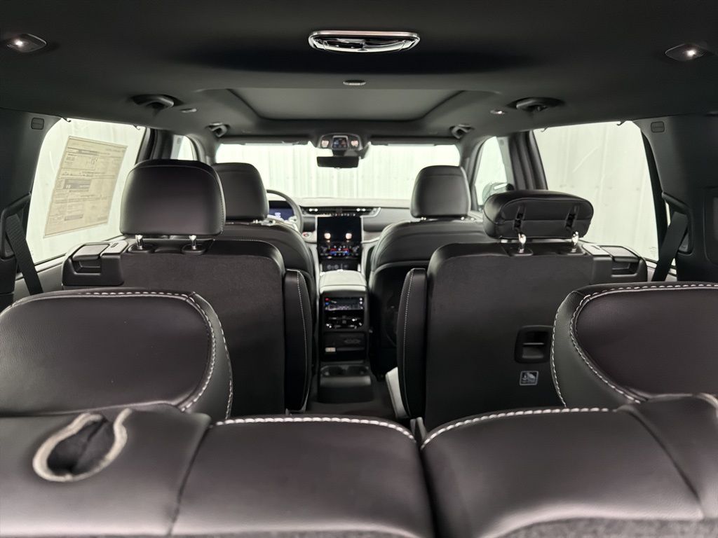2025 Jeep Grand Cherokee L Limited - 9