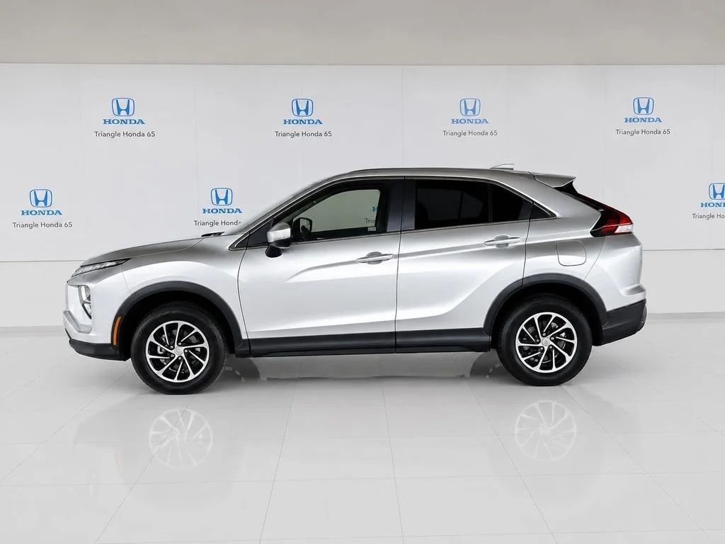 Thumbnail: 2025 Mitsubishi Eclipse Cross - 3
