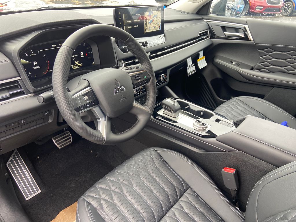 2026 Mitsubishi Outlander  Black at Auto Express Mitsubishi