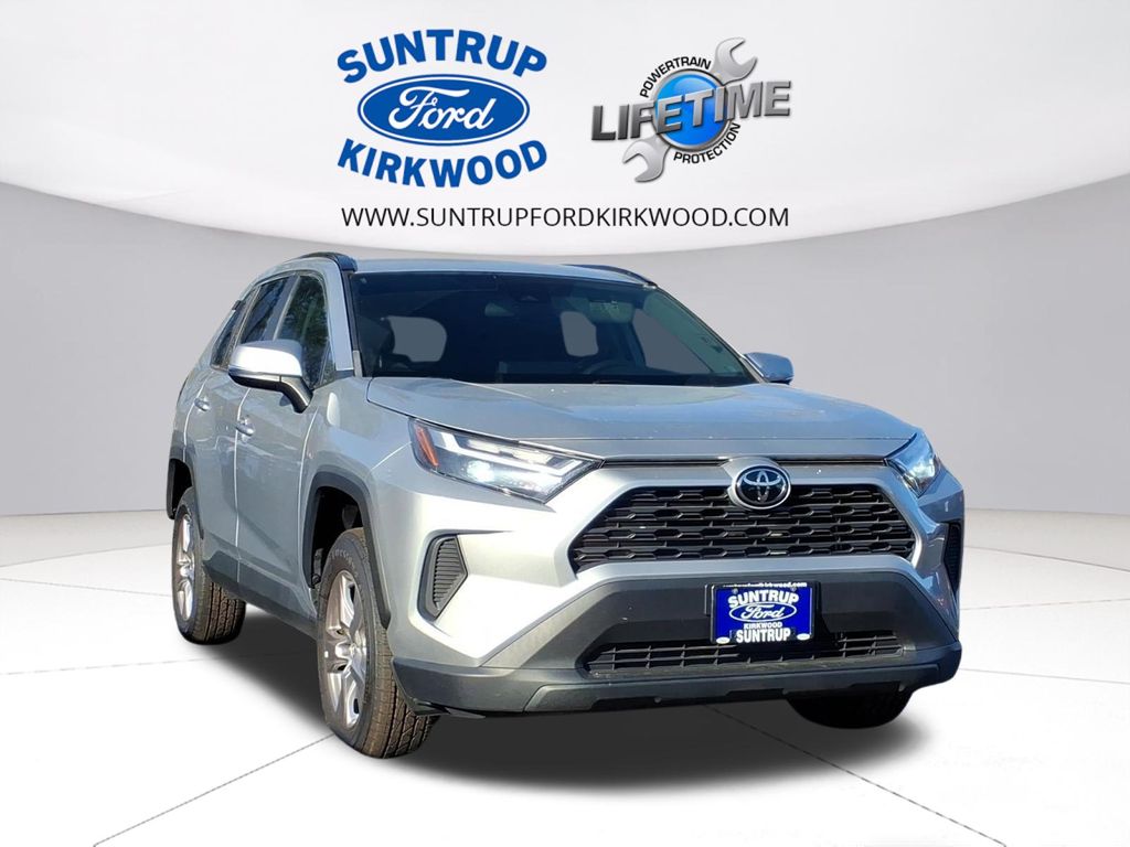 2023 Toyota RAV4 XLE AWD