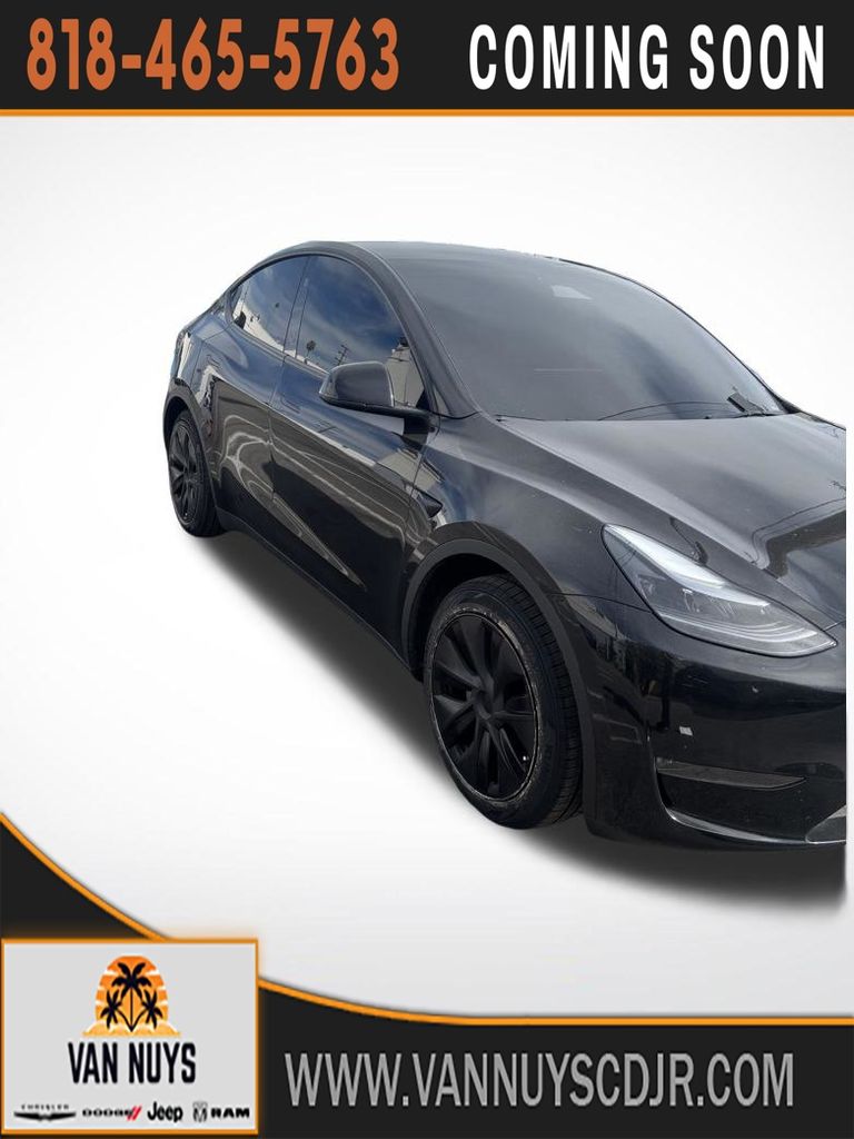 2025 Tesla Model Y Long Range RWD