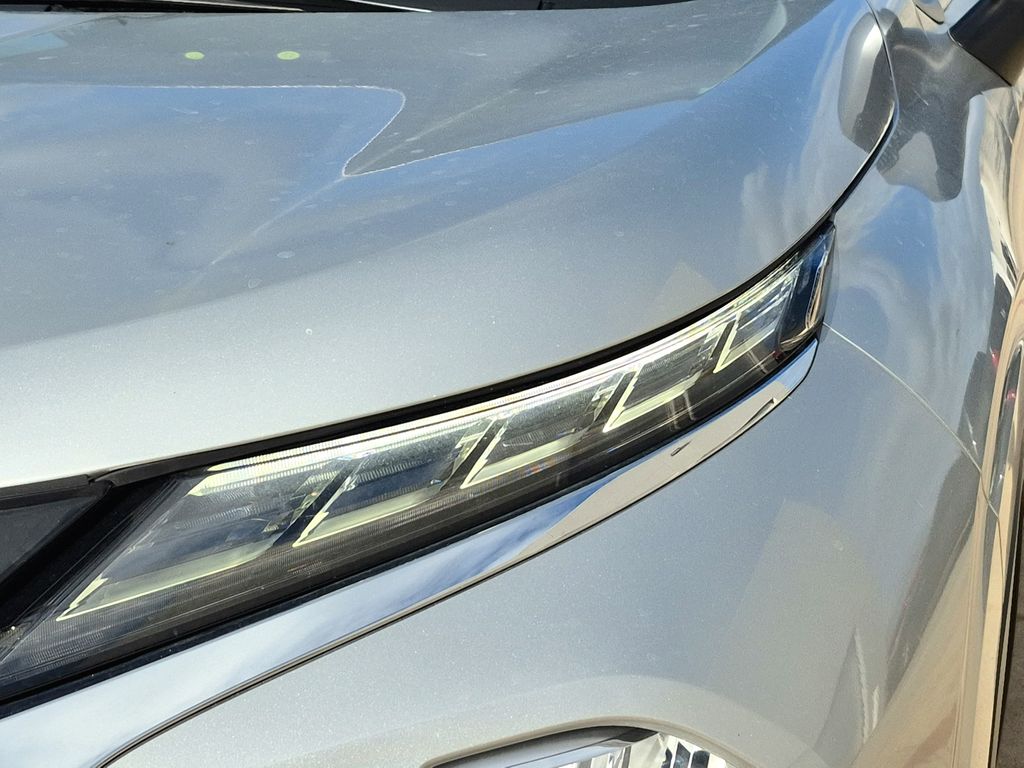 2023 Mitsubishi Outlander SE Silver at North Houston Mitsubishi