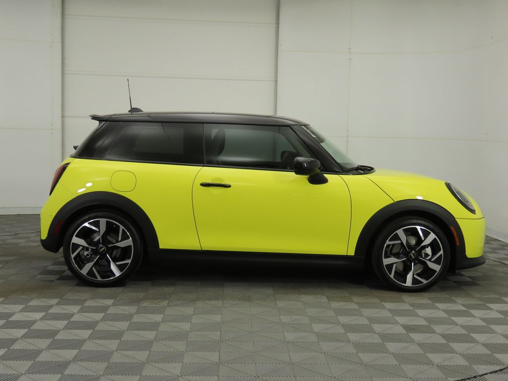 Thumbnail: 2026 MINI Cooper - 4