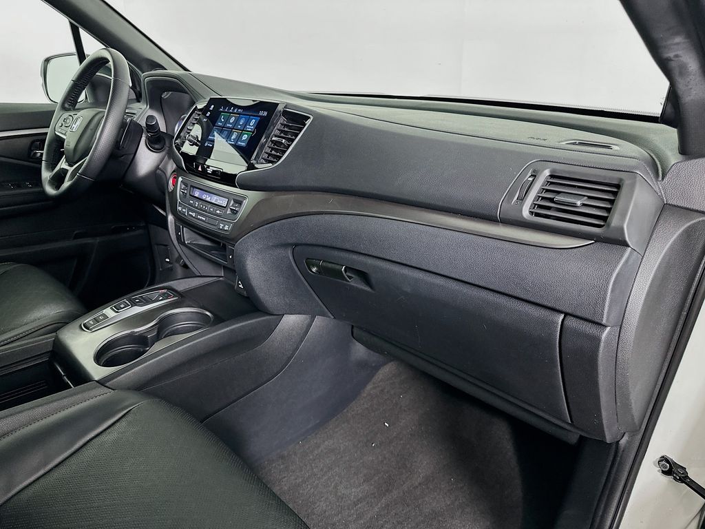 Thumbnail: 2019 Honda Passport - 29