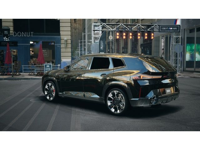 Thumbnail: 2026 BMW XM - 2