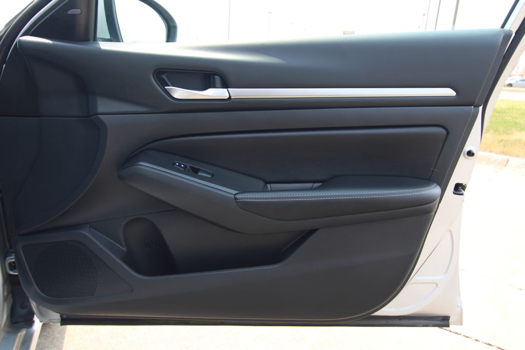 Used 2022 Nissan Altima Sedan