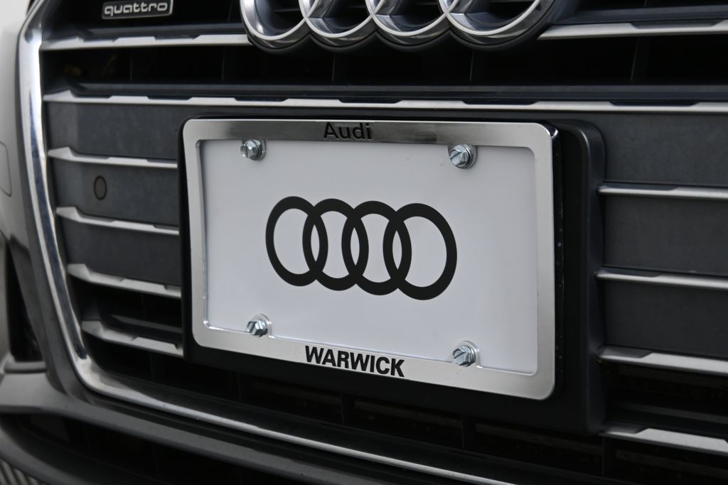 Thumbnail: 2019 Audi A4 - 13