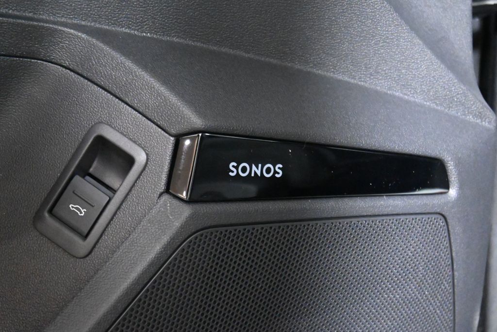 Thumbnail: 2026 Audi RS 3 - 23