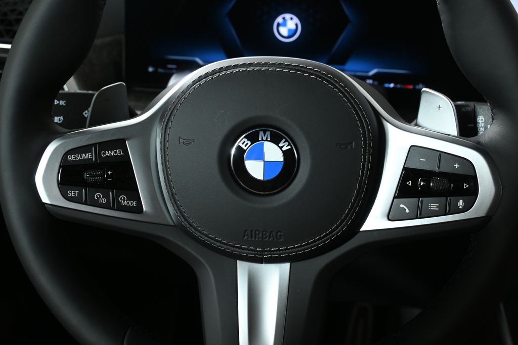 Thumbnail: 2026 BMW X5 - 18