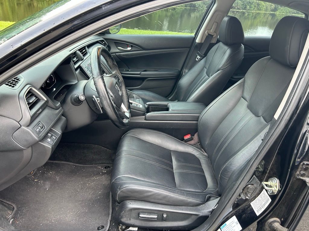 Thumbnail: 2020 Honda Insight - 14
